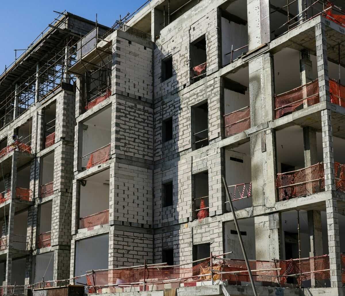 Bouwbedrijf beschermd door een bedrijfsschadeverzekering
